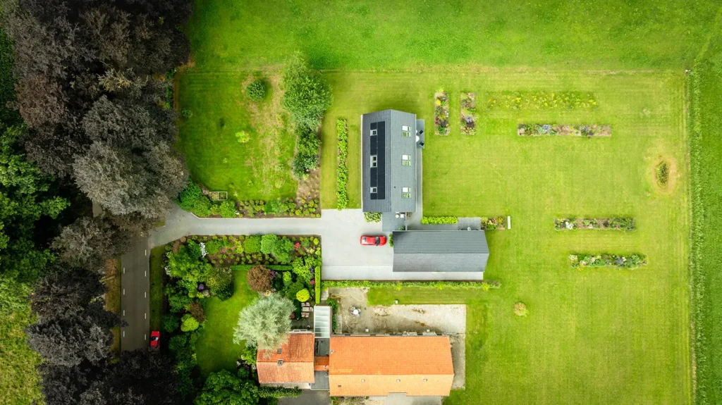 erftransformatie met moderne schuurwoning in Olst